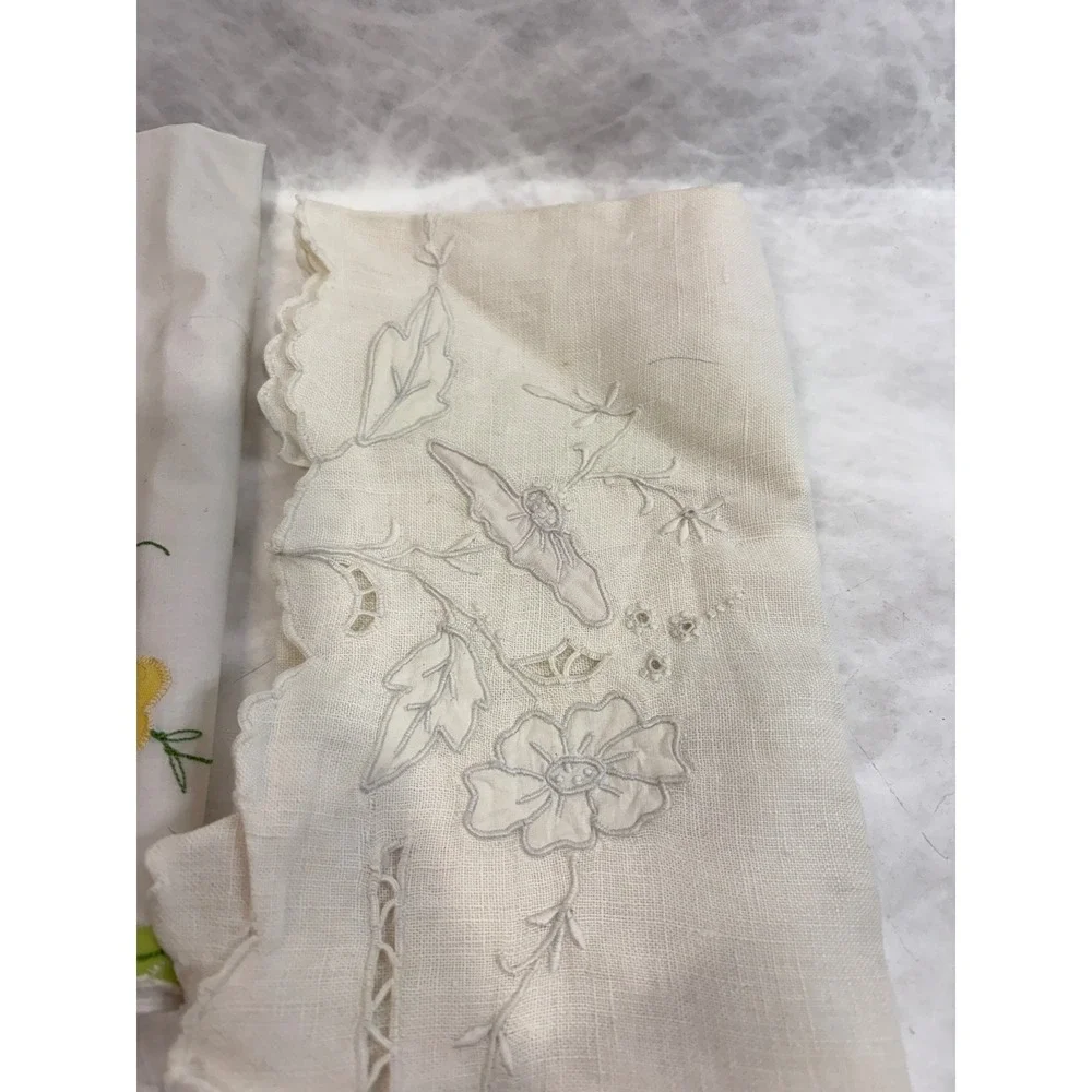 Vintage Hand Embroidered Linen Lot Floral Bird Scalloped Edge Tea Towels 4pc